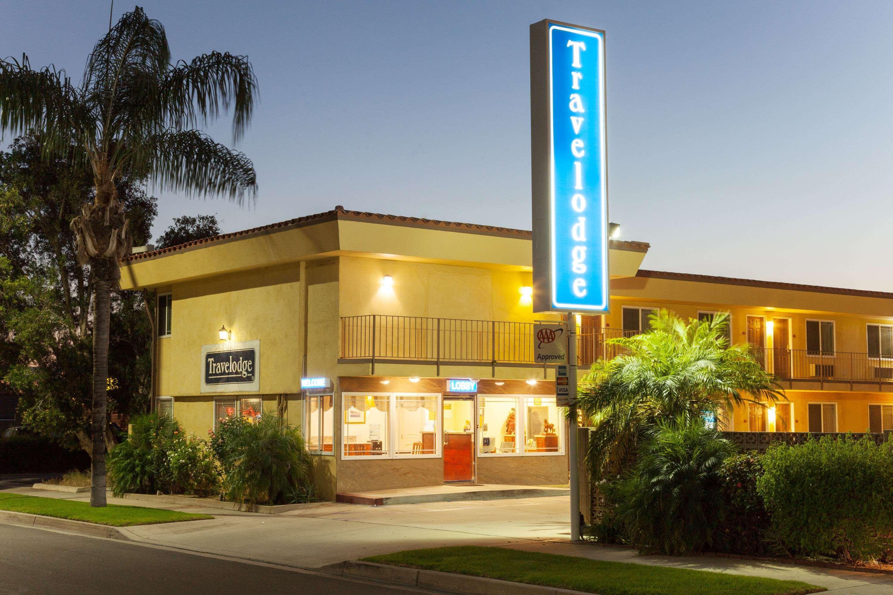 Travelodge By Wyndham Brea Exterior photo